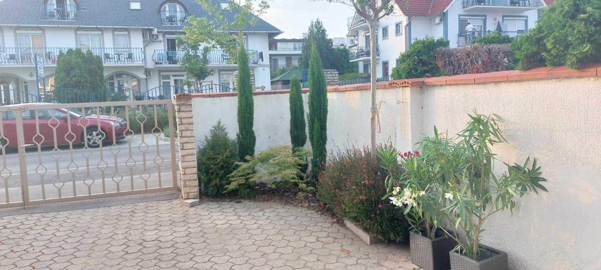 Siesta Apartmanhaz Balatonfuered Eksteriør billede