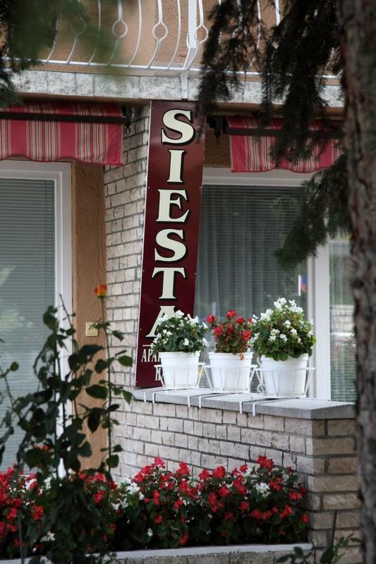 Siesta Apartmanhaz Balatonfuered Eksteriør billede
