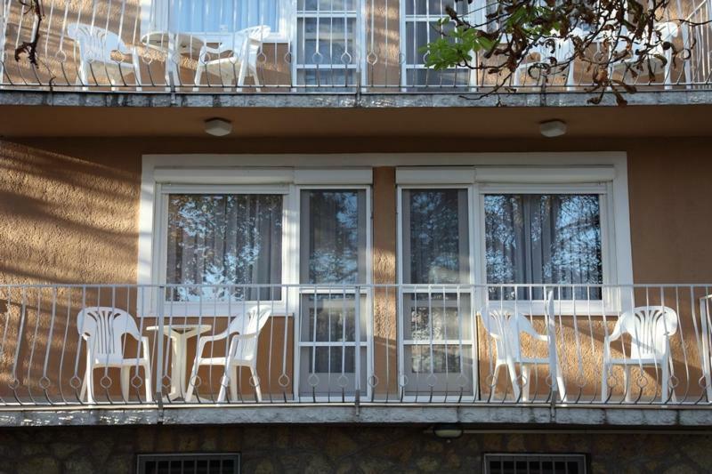 Siesta Apartmanhaz Balatonfuered Eksteriør billede